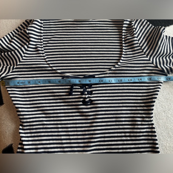 Sezane Kim Bodysuit - Picture 8 of 10